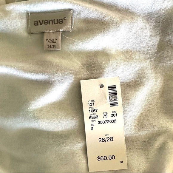 AVENUE Plus Two Layer Lined Top Short Sleeve Navy Turquoise Flowers on White NEW - Picture 4 of 6